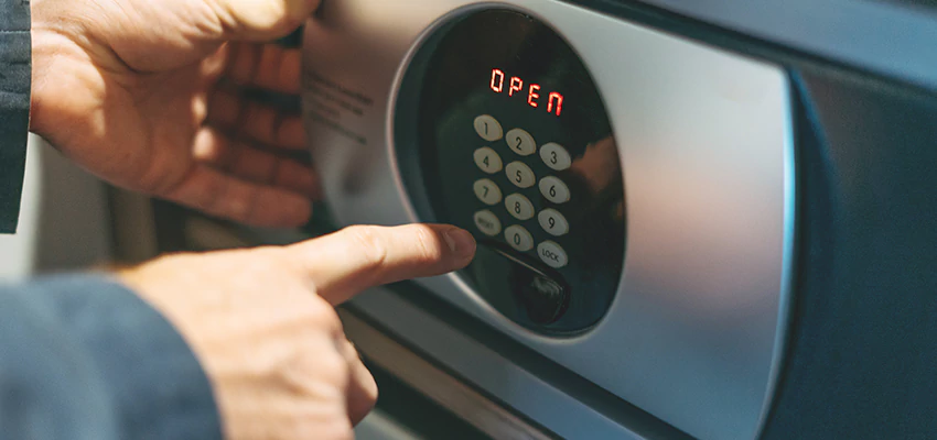 Cash Safe Openers in Thousand Palms, California