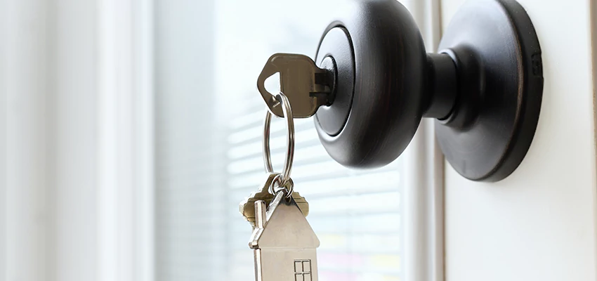 Bifold Door Knob Replacement in Thousand Palms, California