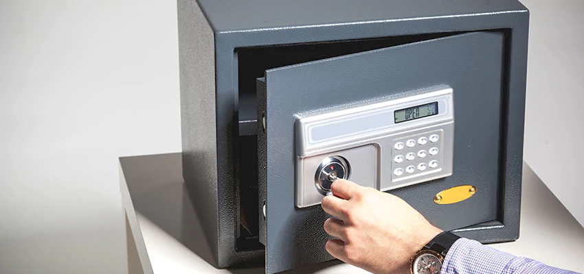 Jewelry Safe Unlocking Service in Thousand Palms, California