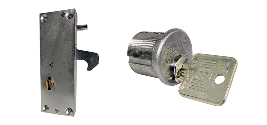 RR Fence Gates Brink Locks Repair in Thousand Palms, California