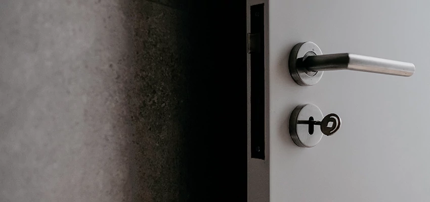 Front Door Handle Repair And Installation in Thousand Palms, CA