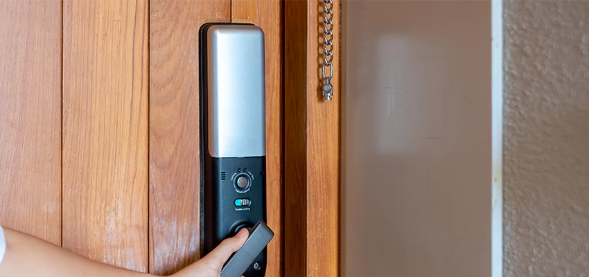 Home Security Electronic Locks Upgrades in Thousand Palms, CA